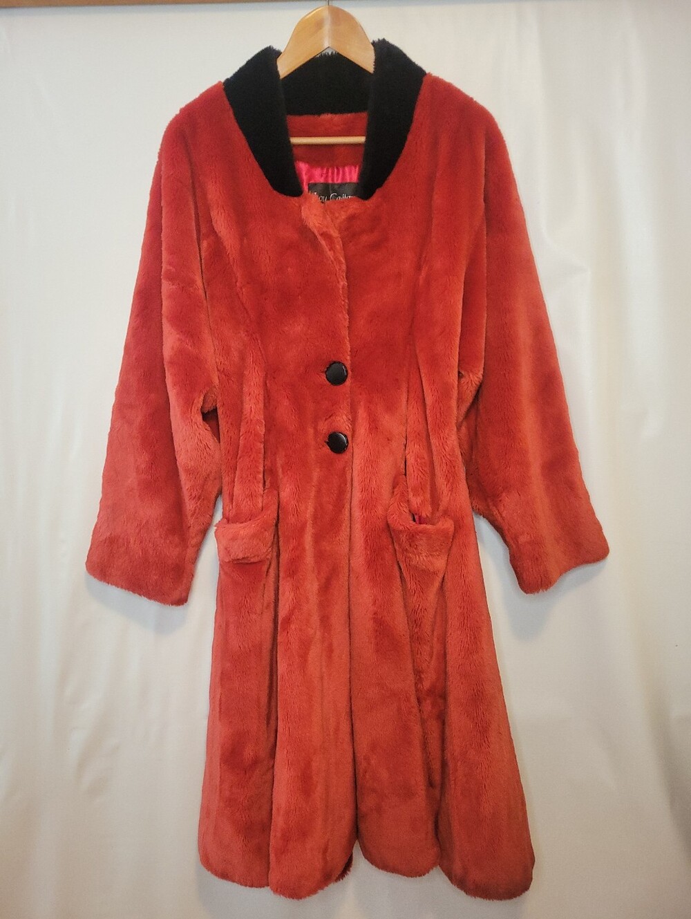 Vintage Blood Orange Red Lou Caétan Faux Fur Long Coat with Black Collar - Picture 4 of 13